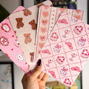 Inserto Kindle per San Valentino Adesivi Kindle Coquette Inserto olografico Kindle Glitter Cartoncino Decor Accessori libreschi Regalo per gli amanti dei libri