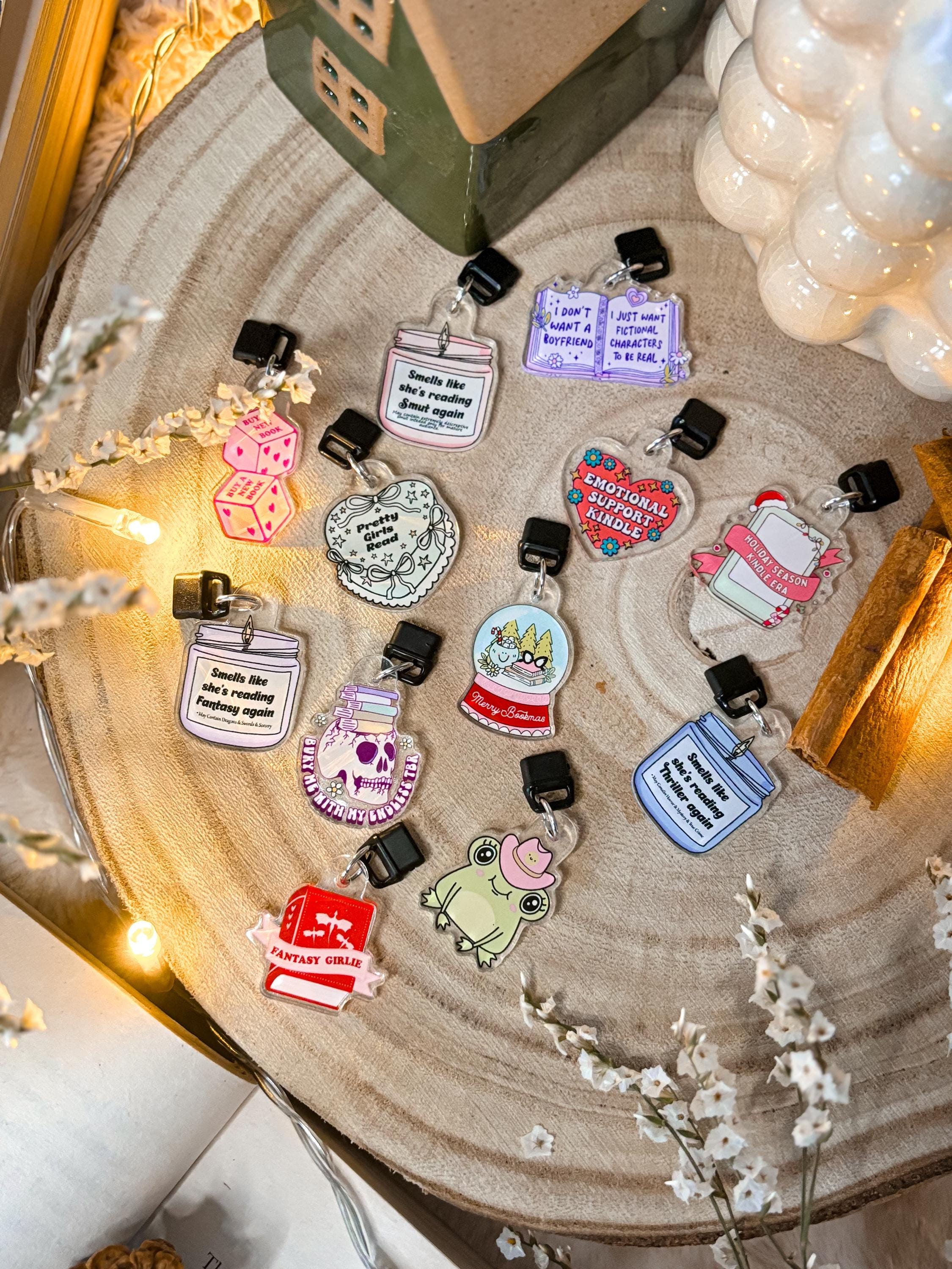 Kindle Charm Bookish Phone Charm Kindle Accessories Bookish Merch Phone Accessories Kindle Decor E-Reader Acrylic Dust Plug USB-C Plug