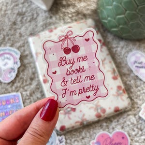 Naklejka na Kindle Coquette Cherry Kobo Decor Pink E-Reader Holograficzna naklejka Bookish Laptop Vinyl Sticker Kindle Accessories Booklover Gift