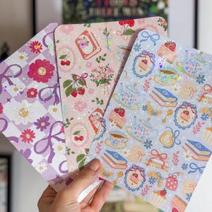 Kindle Insert Frühling Kindle Sticker Coquette E-Reader Holographic Insert Kindle Glitter Cardstock Dekor Buchaccessoires Buchliebhaber Geschenk