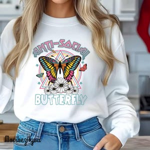 Classic Unisex Crewneck | Heavy Blend Sweatshirt | Cozy Unisex Sweatshirt | Durable Crewneck Style | Unisex Everyday Sweatshirt | Gift Shirt
