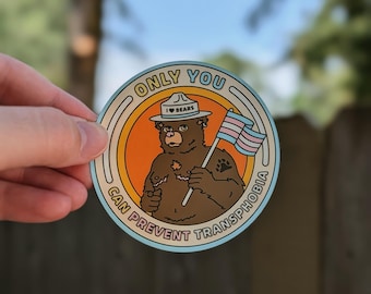 Only You Pro-trans Bear Matte Holografische Sticker | Weerbestendig, vaatwasmachinebestendig