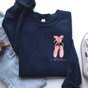 Personalisiertes Ballett-Sweatshirt, Ballett-Shirt Geschenk für Tänzerin Ballerina Hoodie Ballett-Tanz-Sweatshirt, Tänzerin Geschenk, Tanzlehrer-Shirt Geschenk