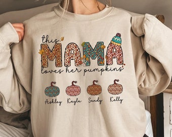Moletom personalizado de Ação de Graças para mamãe, esta mamãe ama suas abóboras, camiseta de mamãe com nome de criança, camiseta personalizada para mamãe, camiseta de outono para mamãe