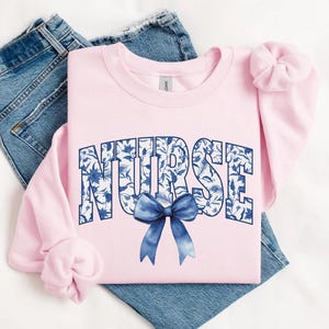 Toile De Jouy Nurse Bow Sweatshirt, Blue Coquette Nurse Shirt, Gift For Nurse, Nurse Ribbon Hoodie, Registered Nurse Shirt, Floral Nurse Tee