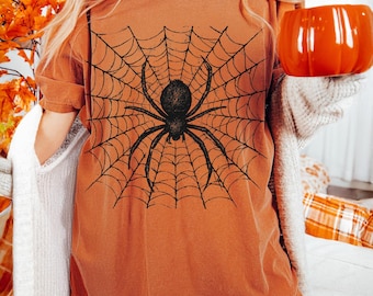 Spider Web Shirt, Halloween Spider Tee, Vintage Gothic Spider T-Shirt, Oversized Fall Shirt, Grunge Web Graphic Tee, Comfort Colors Tee