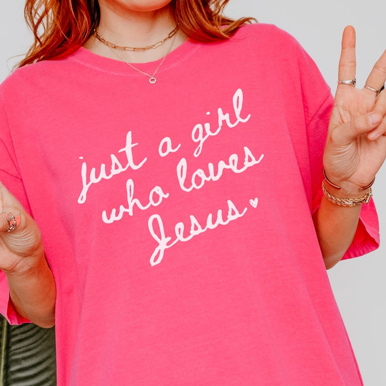 Faith Inspired Tee Love Jesus Christian Shirt Comfort Colors Faith Shirt Oversize Tshirt for Women Christian Apparel Valentine Shirt
