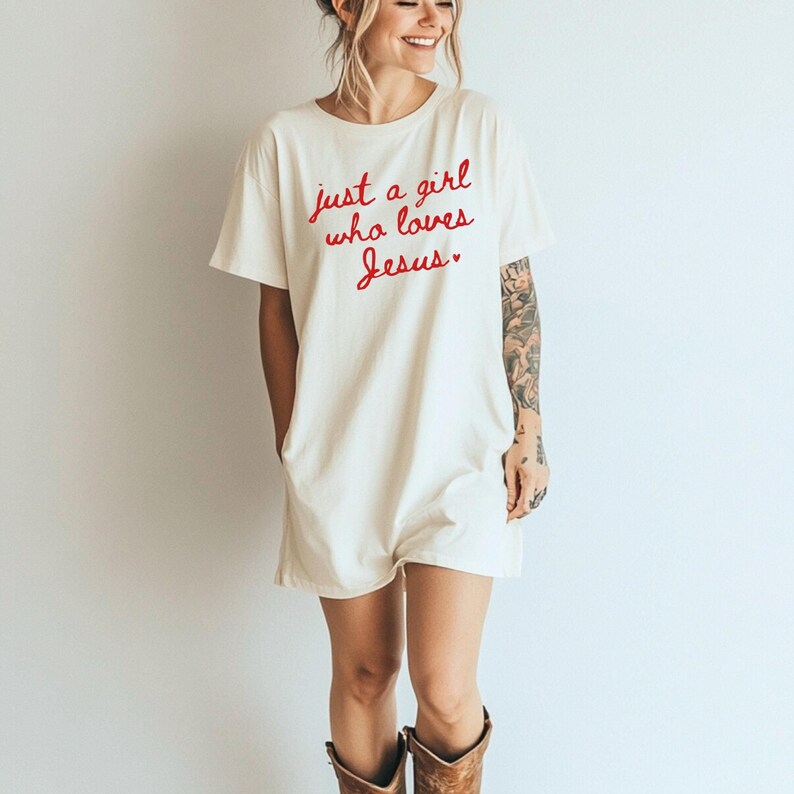 Faith Inspired Tee Love Jesus Christian Shirt Comfort Colors Faith Shirt Oversize Tshirt for Women Christian Apparel Valentine Shirt