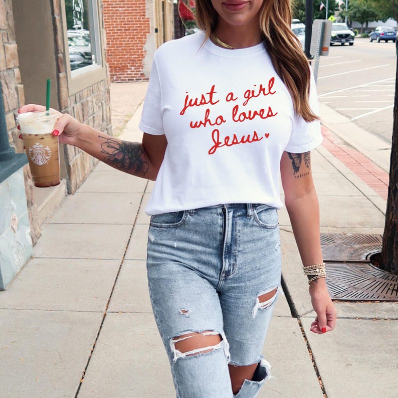 Faith Inspired Tee Love Jesus Christian Shirt Comfort Colors Faith Shirt Oversize Tshirt for Women Christian Apparel Valentine Shirt
