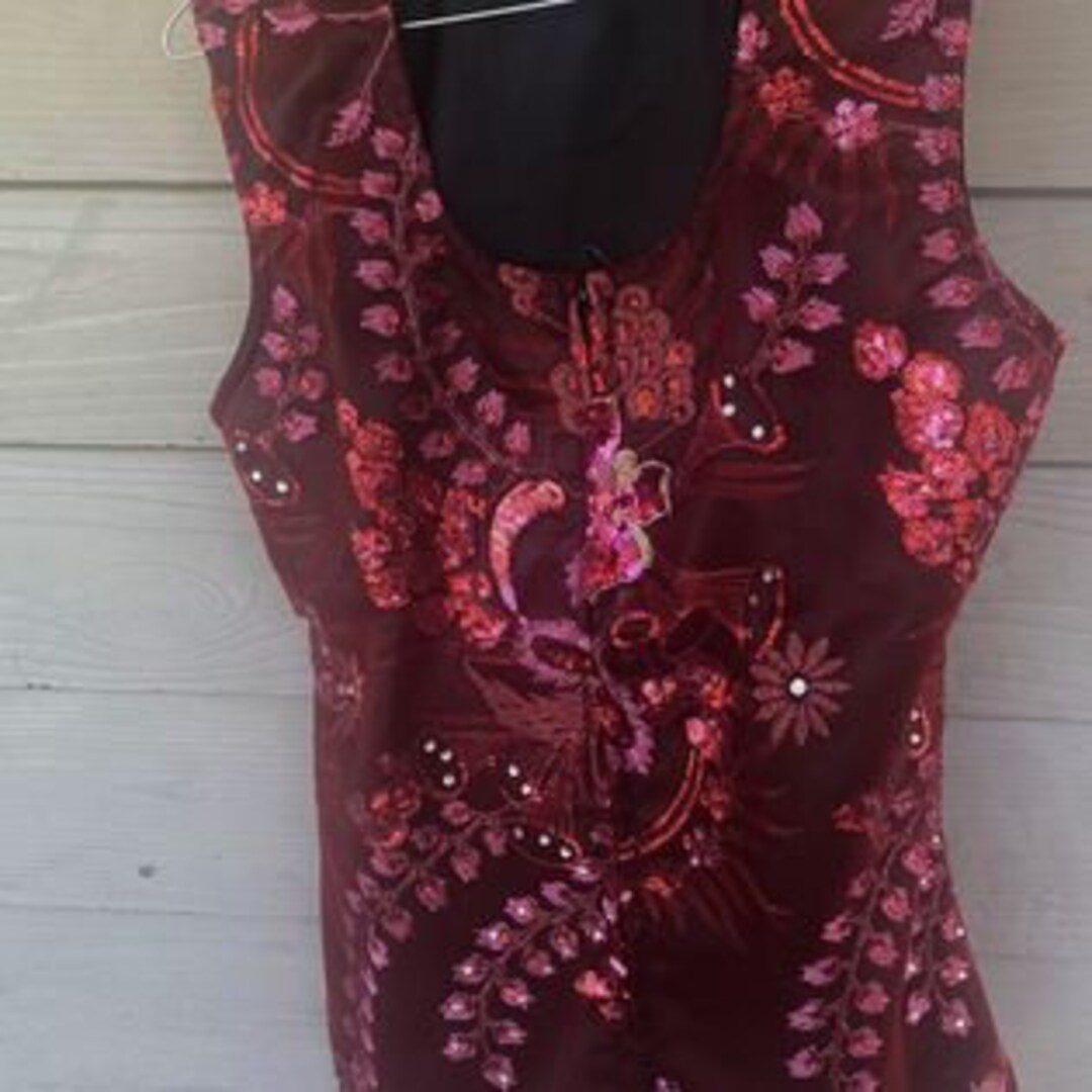 quilt vest burgundy main image 1