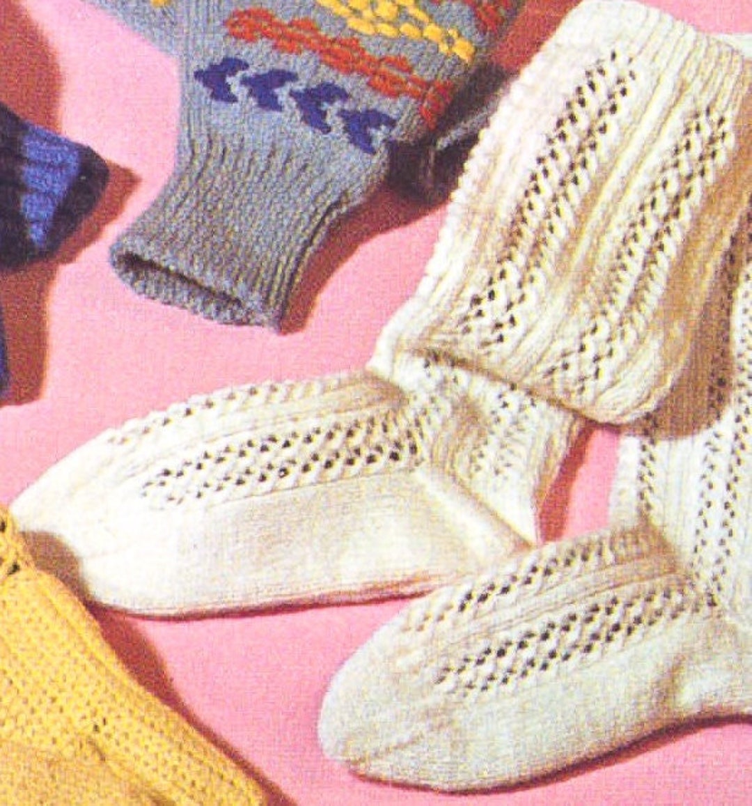 Vintage KNITTING PATTERN PDF Download Womans Lace Knit Knee Socks