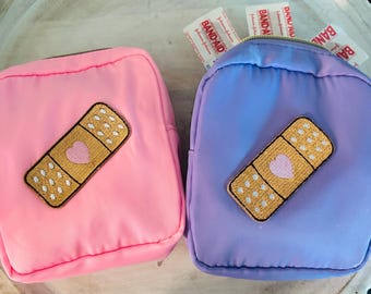 AJ, plåsterväska, mini-första hjälpen-kit för små första hjälpen- och säkerhetstillbehör. Perfekt för resor, sport, ryggsäck, blöjväskor!