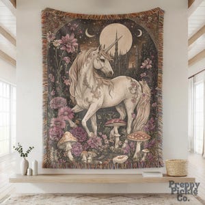 Medieval Unicorn Woven Blanket, Unicorn Lover Gift, Cottagecore Fairytale Inspired Tapestry, Magical Animal Decor, Aesthetic Plush Throw