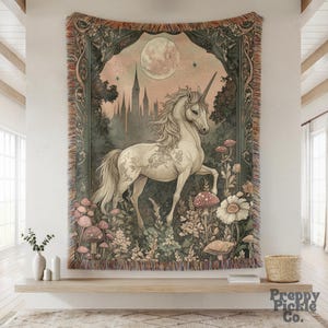 Medieval Unicorn Woven Blanket, Unicorn Lover Gift, Cottagecore Fairytale Inspired Tapestry, Magical Animal Decor, Aesthetic Plush Throw