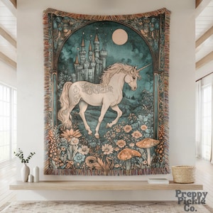Medieval Unicorn Woven Blanket, Unicorn Lover Gift, Cottagecore Fairytale Inspired Tapestry, Magical Animal Decor, Aesthetic Plush Throw