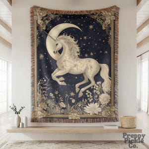 Medieval Unicorn Woven Blanket, Unicorn Lover Gift, Cottagecore Fairytale Inspired Tapestry, Magical Animal Decor, Aesthetic Plush Throw