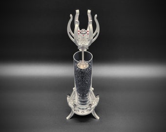 Florero mecánico de metal con jarrón de vidrio transparente y soporte de aluminio mecanizado