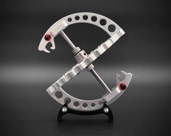 Exhibidor giroscópico Twin Serpent con soporte / Escultura cinética de escritorio moderna en aluminio mecanizado