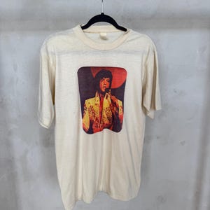 Rare 1970s Elvis Presley Vintage T-Shirt – Collectible Fan Shirt, Made in USA / Size L / Retro T-shirt