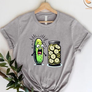 Pickle Tshirt, Pickle Canning Season Shirt, Pickle Lover Gift Shirt, Autumn Shirt, Fall Season Outfit, Vegan Gift Shirt, Gardening Shirt 画像 1