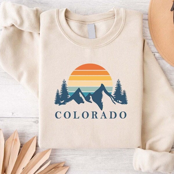 Vintage Colorado Sweatshirt, Colorado Mountain Shirt, Colorado Vacation Tee, Camping Shirt, State Sweater, Hiker Shirt, Nature Lover Gift