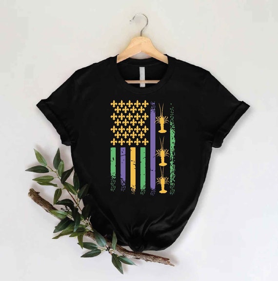 Crawfish T-Shirt New Orleans Favorite American Flag Pattern Crawfish T-Shirt New Orleans Favorite American Flag Pattern