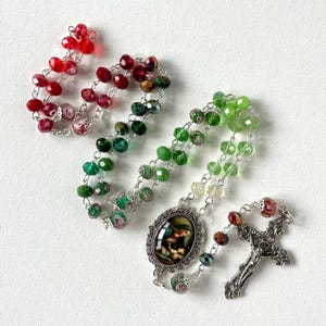 Silent Night Rosary - red and green gradient - Christmas - Advent - Nativity - classic wire and chain