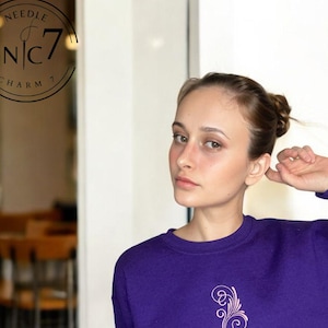 Custom Embroidered Sweatshirt, Custom Embroidered Sweater, Personalized Crewneck,Bride Sweatshirt,Custom Text Sweatshirt,Mother&#39;s Day Gift