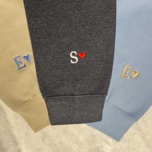 Custom Embroidered Initial Heart Sweatshirt,Couple Sweatshirt,Valentine&#39;s Day Gift,Initial on Sleeve,Personalized Couples Gifts,Gift for Her