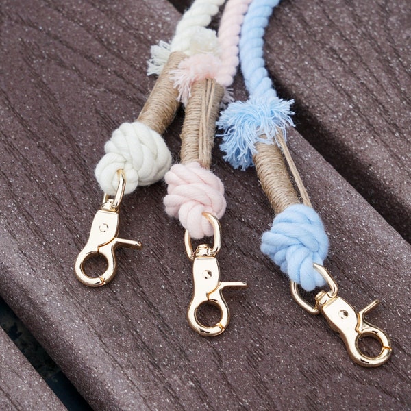 Creamy White Dog Leash - Cotton Rope Dog Leash - Rope Dog Lead - Dog Leash with 360-Degree Snap Clip - Free Dog Gift Bag - Puppysentials