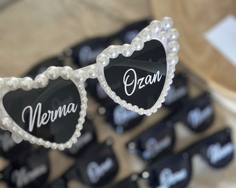 Personalized party glasses