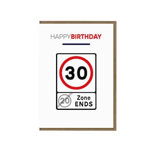 Carte drôle de 30e anniversaire | Panneau routier | Cadeau d’humour blague | Blague sur la limite de vitesse de trente voitures | Carte pour fils fille ami Bestie neveu Neice