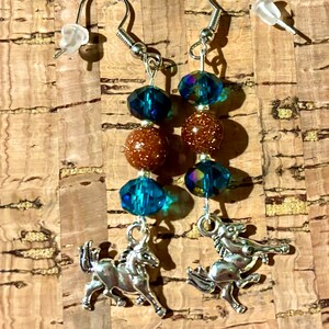 Handmade Horse Beaded Earrings, western earrings, cowgirl earrings