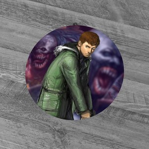 Anpassade Resident Evil och Dino Crisis 3 i runda skräckklistermärken - Lady Dimitrescu, Ada Wong, Utbrott, Revelations, By, Biohazard Survivor