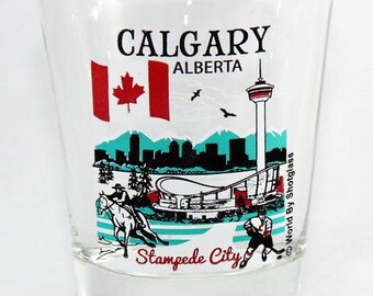 Vaso de chupito de la colección Grandes ciudades canadienses de Calgary, Alberta, Canadá