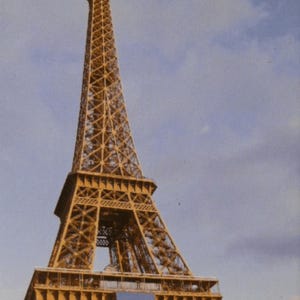 Paris France Eiffel Tower Fridge Collector&#39;s Souvenir Magnet 2.5&quot; X 3.5&quot;