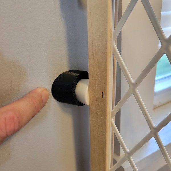 1.5" Baby/Pet Safety Gate Mounts For Feet up to 1.5"
