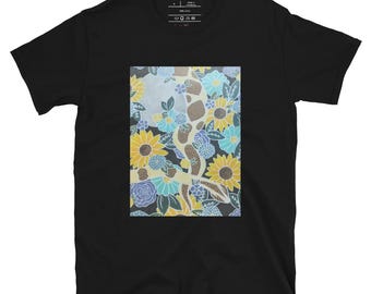 Sunflower Python: Unisex T-Shirt