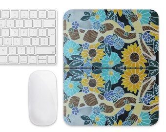 Sunflower Python: Mouse Pad