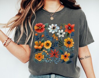 Gardening Shirt ,Cottagecore Shirt, Flower Shirt,Botanical Shirt,Vintage T shirt,Pressed Flowers Tshirt, Boho Wildflowers Cottagecore Shirt