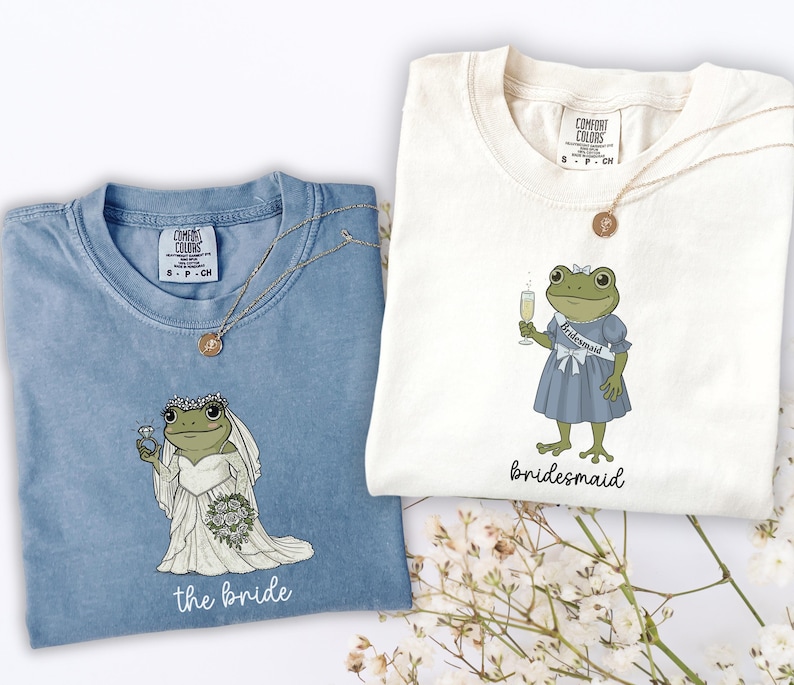 Bridal Frog Party Comfort Colors Shirts, Funny Bridesmaids Tee, Maid Of Honor Gift, Funny MOG & MOB Wedding Shirt, Bridesmaid Proposal Gift Bild 1