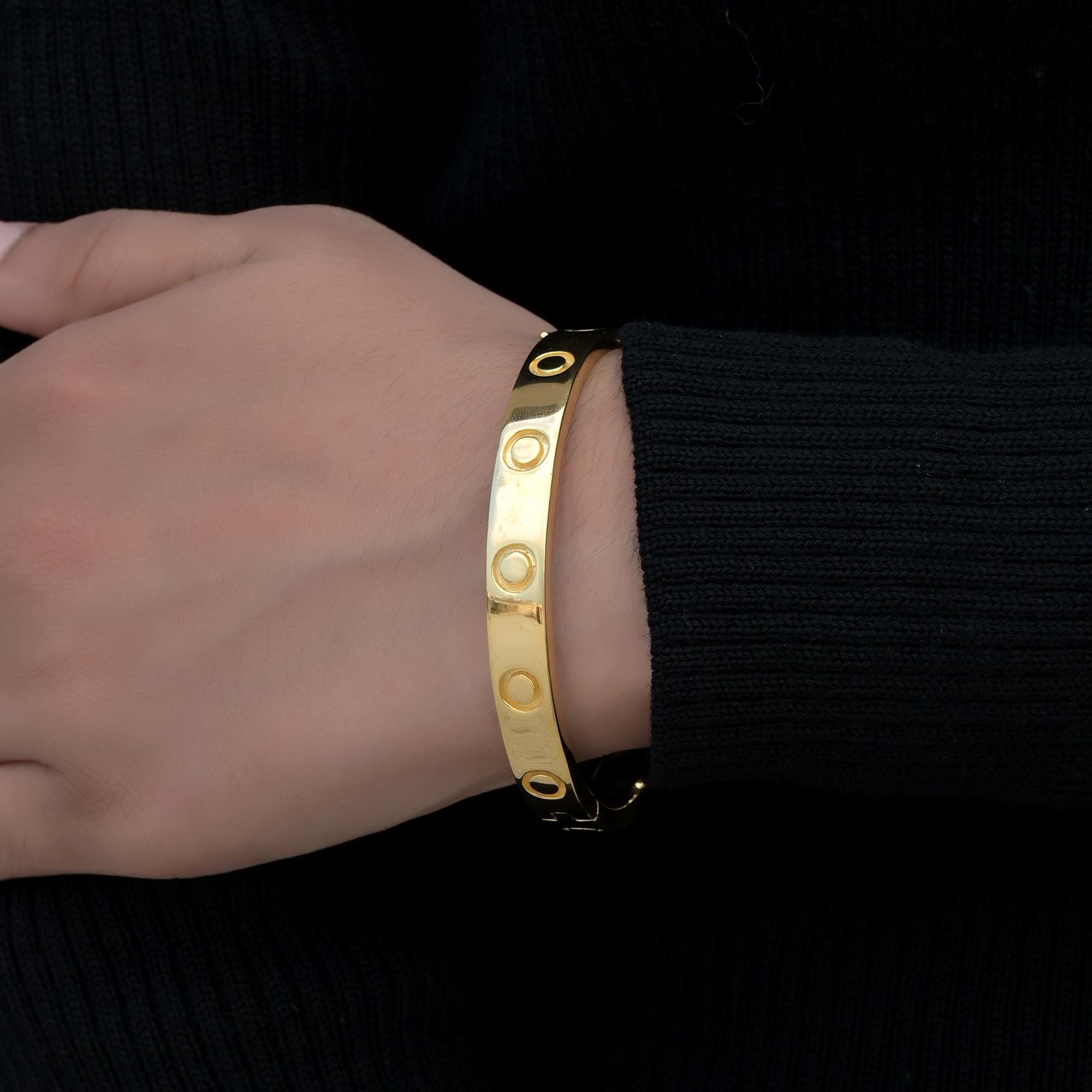 Cartier bangle lock hotsell