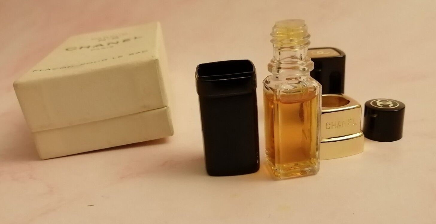 Rare Vintage Chanel No 5 Flacon Pour Le Sac Dab on Parfum in