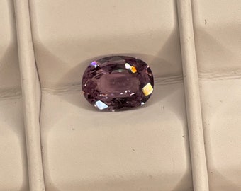 Magnifique spinelle 1,48 ct couleur sublime