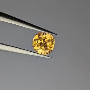 Außergewöhnlicher Saphir 0,50 ct