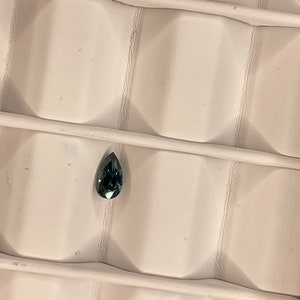 Prächtiger Saphir 0,58 ct vvs