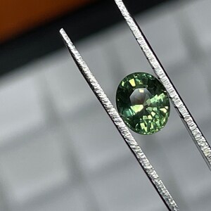 Wunderschöner Saphir 0,84 ct vs