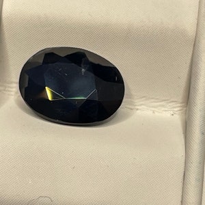 Saphir 1,98 ct vs Australischer
