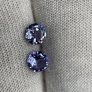 Magnificent pair of blue Tanzanite 0.95 ct