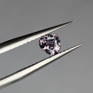 Wunderschöner Saphir 0,46 CT vs. unbeheizt